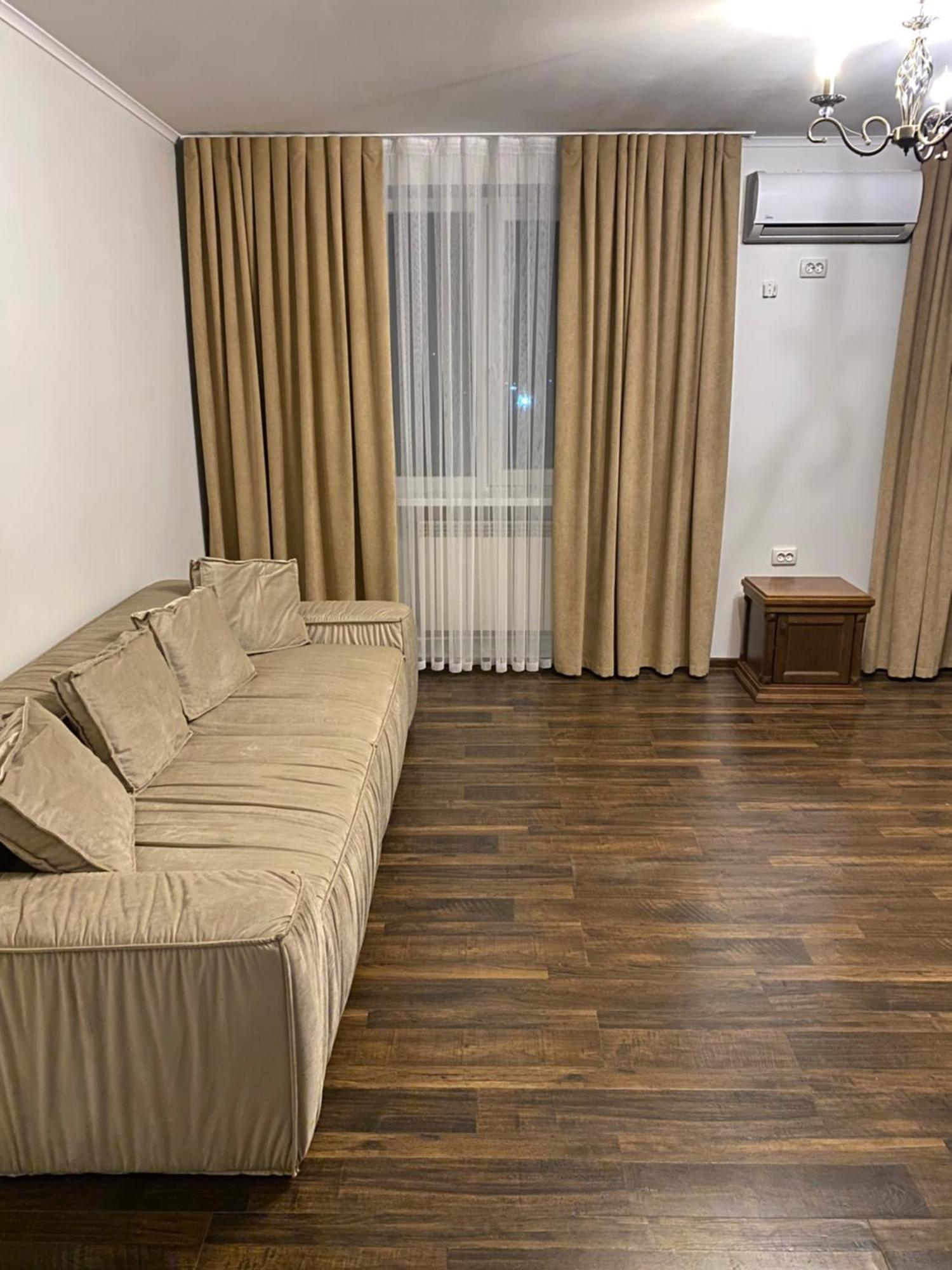 едем Hotel Berezhany