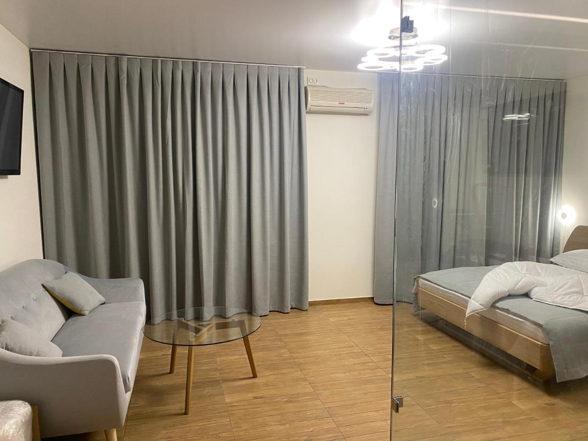 едем Hotel Berezhany